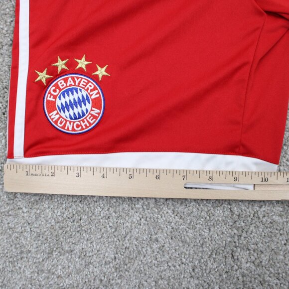 Bayern Munchen FC Munich Shorts Youth XL Red Adidas Football Soccer Official - Picture 5 of 11